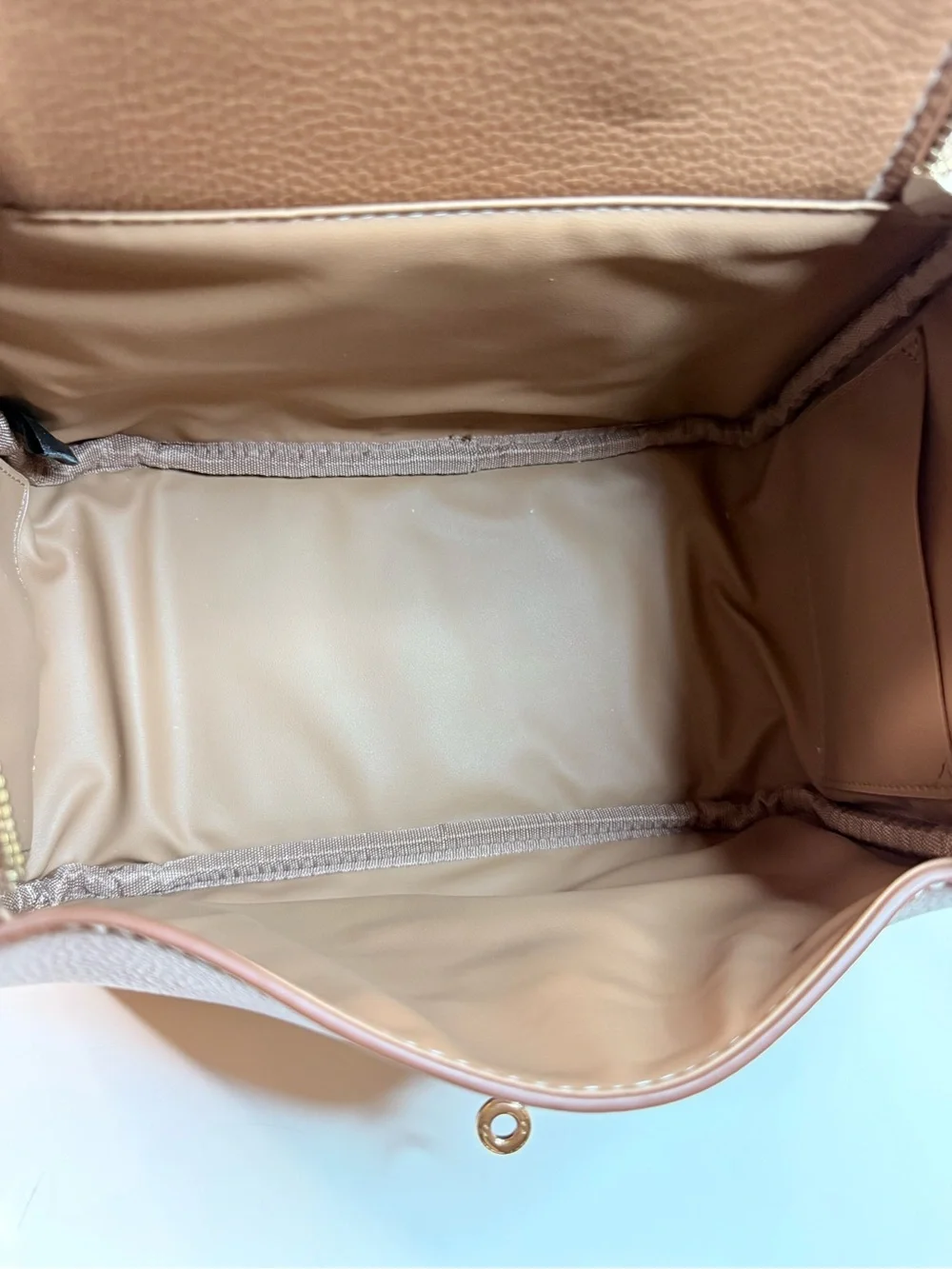 Brown Leather Crossbody Bag with Zip Wallet